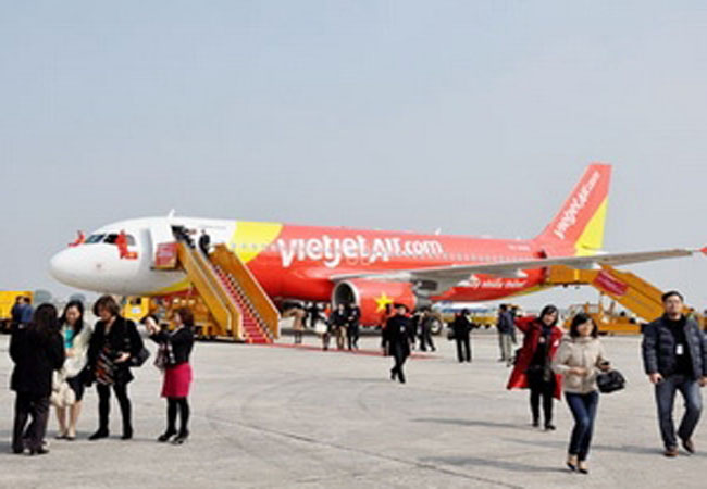 Vietjet Air bán vé 100.000 đồng ở 3 đường bay mới